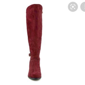 NWOT Bandolino size 8 Bryce Riding Boot burgundy
